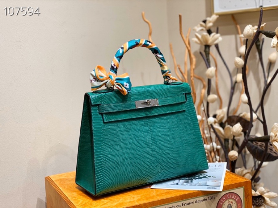 에르메스 켈리백28 그린 은장 리자드 가죽